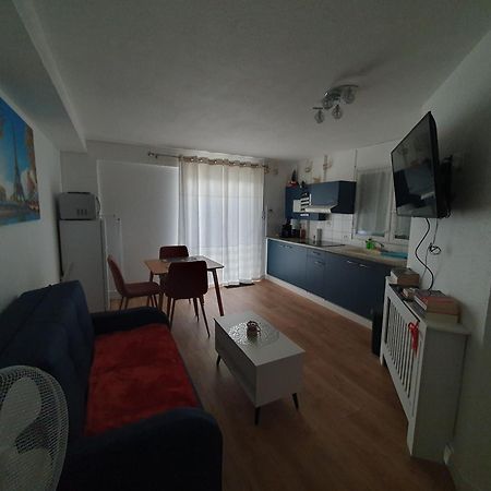 סן סיפריאן Studio Equipe Et Meuble St Cyprien מראה חיצוני תמונה